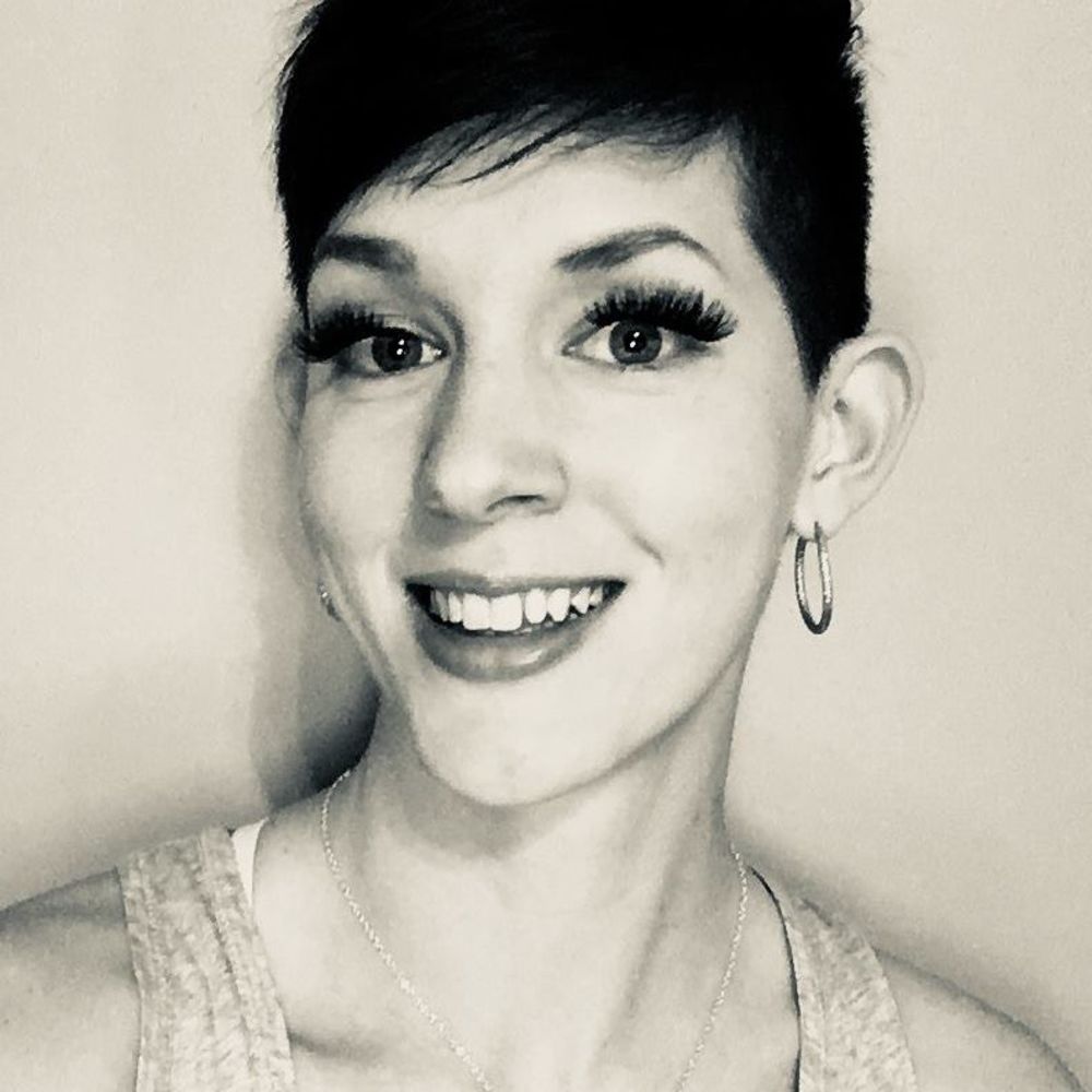 Meet your Posher, Casey